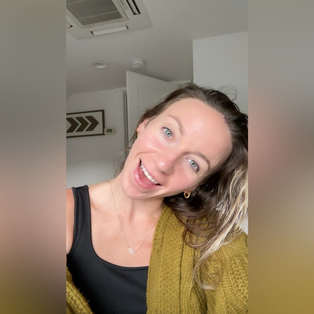 Meet your Posher, Emily